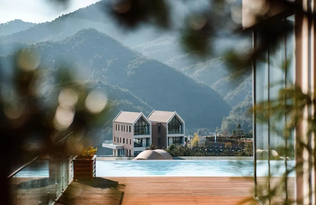 La Villa By La Montagne-1